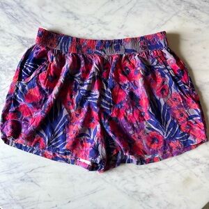 Mossimo Women’s Floral Shorts Size Medium